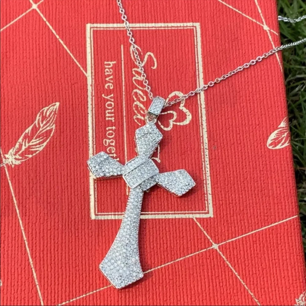 New Women’s Men 925 Silver Big Cross Diamond Necklace - Picture 7 of 7